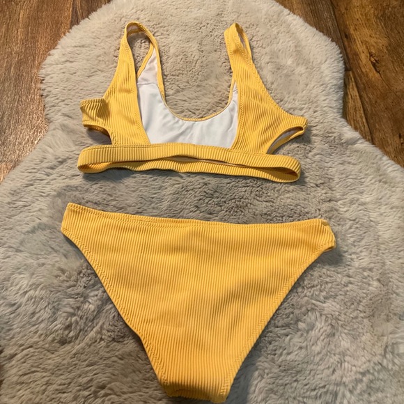 Cupshe Bikini Size Medium Orange Ribbed Side Cut Outs Swimsuit - Picture 4 of 7